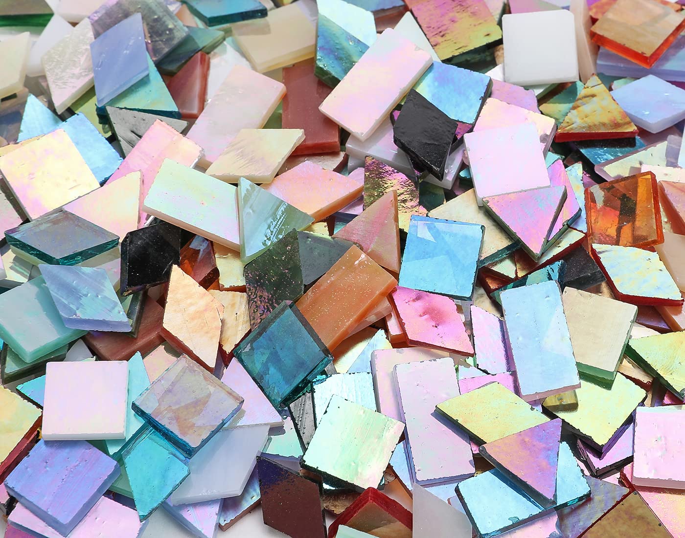 Lanyani Iridescent Glass Mosaic Tiles Bulk, 4-Shapes 700 Pieces Sparkle Iridized Stained Glass Tile for Mosaic Crafts