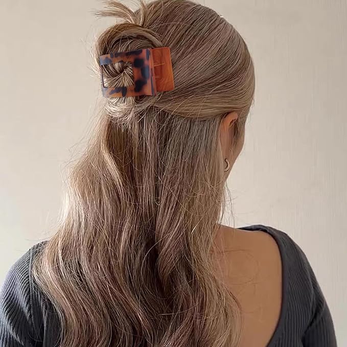 Velscrun Flat Hair Clips for Women Girls, Matte Lay Flat Claw Clips, Strong Hold Large Side Hair Clip All Hair Types, French Duck Billed Non Slip Grip Daily Styling Hair Jaw Claw Clip Matte Leopard
