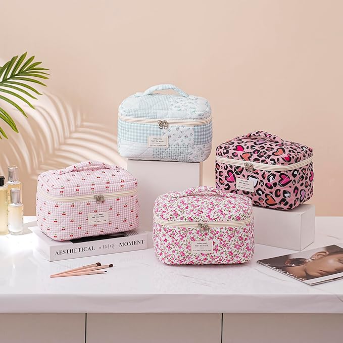 uekeboag Large Travel Quilted Makeup Bag for Women, Floral Cotton Cosmetic Bag, Coquette Aesthetic Floral Toiletry Organizer Bag