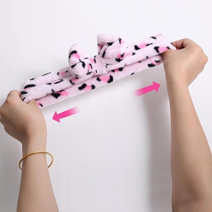 Pink Leopard Print Plush Wash Face Headband Bowknot Cheetah Spa Hair Band Wrist Cuffs Women Girls Facial Makeup Skincare Bath Head Wrap Lady Costume Party Supply Xmas Gift