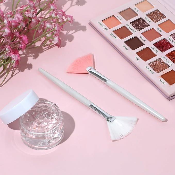 Giantree 4 Pcs Fan Brushes for Facial, Face Mask Applicator Soft Makeup Brushes Esthetician, Flat Head Mask Acid Applicator Esthetician Brush for Women Girls Mud Clay Mask Makeup Peel(Pink and White)