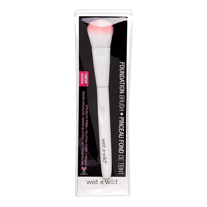 wet n wild Foundation Brush, Densely-Packed Synthetic Fiber Bristles for Liquid, Cream & Powder, Ergonomic Handle for Comfortable Control (Pack of 2)