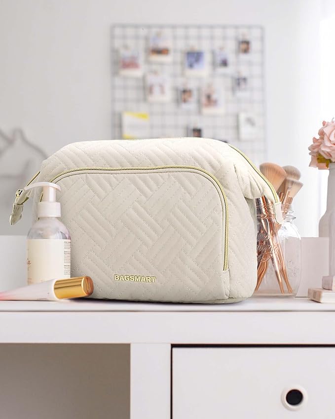 BAGSMART Travel Makeup Bag, Cosmetic Bag Small Make Up Organizer Case,Wide-open Pouch for Women Purse for Toiletries Accessories Brushes,Large Beige