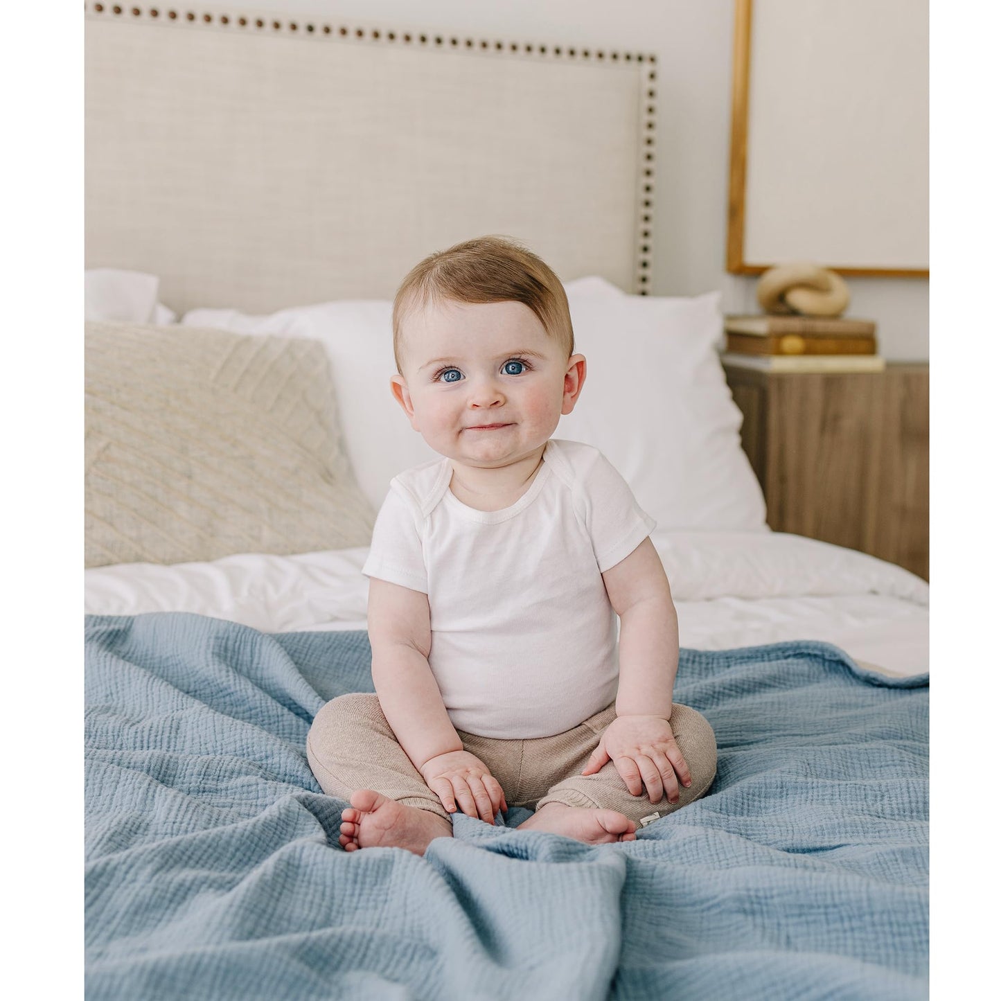 Konssy Muslin Baby Blankets for Girls Boys, 100% Cotton Crib Blanket for Infant Toddler, Super Soft and Lightweight Nursery Swaddling Wrap 40"x36" (Star)