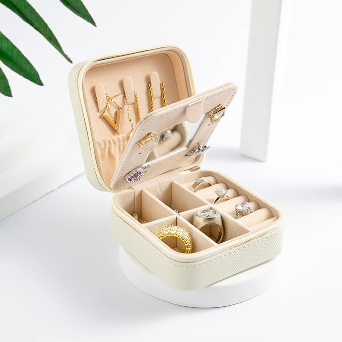 KElofoN Travel jewelry case Travel jewelry box Travel Jewelry Organizer Small Jewelry Organizer Box Gift for Girls Women with Mirror(White)