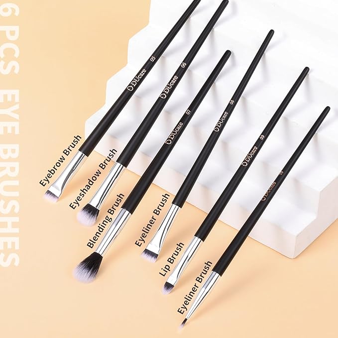DUcare Makeup Brushes with Case 10Pcs Travel Makeup Brushset Women Gift Premium Synthetic Kabuki Foundation Blending Brush Face Powder Blush Concealers Eye Shadows with bag