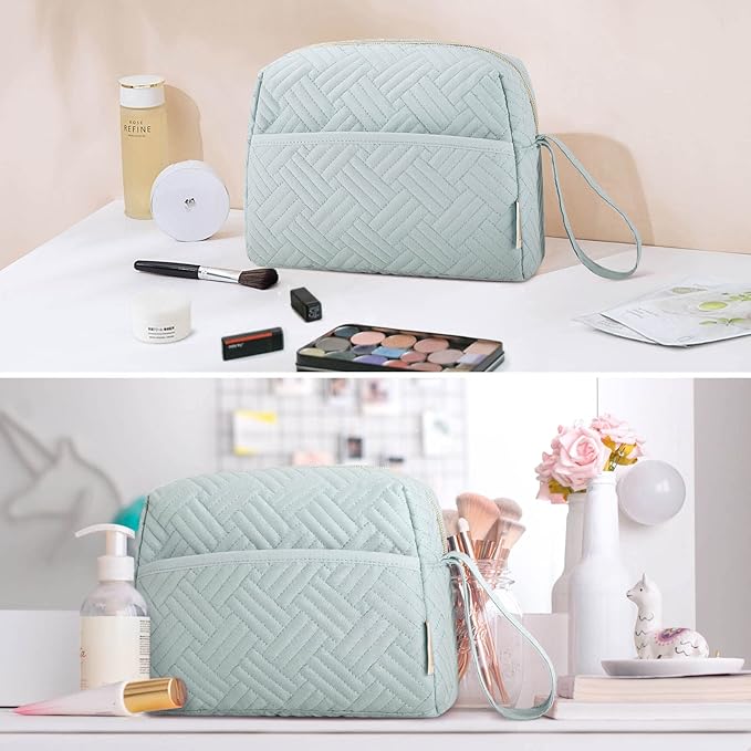 BAGSMART Makeup Bag, Cosmetic Bag for Purse,Travel Make Up Pouch,Water-resistant Toiletry Bag Elegant Roomy, Makeup Accessories Organizer, Light Blue