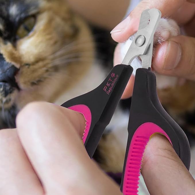 Cat Nail Clippers by Pet Republique Ã¢ÂÂ Professional Stainless-Steel Nail Clipper for Cats, Kittens, Hamster, Rabbits, Birds, & Small Breed Animals Claw Trimmer (Black+Pink)