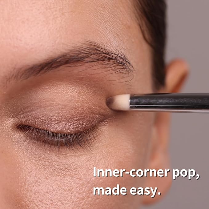 Small Eyeshadow Brush, Soft Firm Pencil Brush with Precise Point, Eyeliner Smudge Tool, Delicate Areas Eye Shadow Applicator for Inner Eye & Different Eye Shape (197 Micro Pencil)