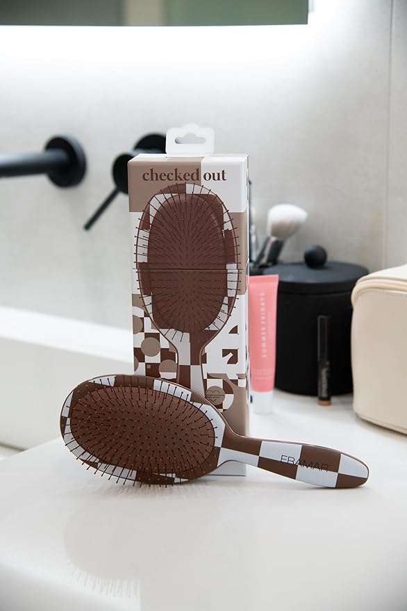FRAMAR Hair Brush Detangler – Wet Hair Brushes For Women, Womens Hair Brush, Hair Accessories, Hairbrush For Women, Cepillos Para Cabello, Reduces Breakage – Detangle Brush - Chocolate