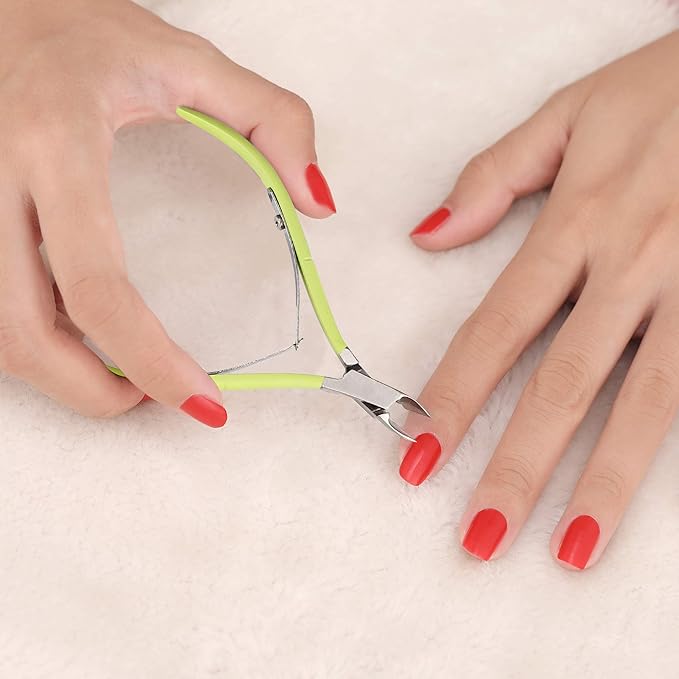 YINYIN Professional Cuticle Trimmer with Pusher and Cutter - Stainless Steel Cuticle Clippers for Fingernails and Toenails (Green)