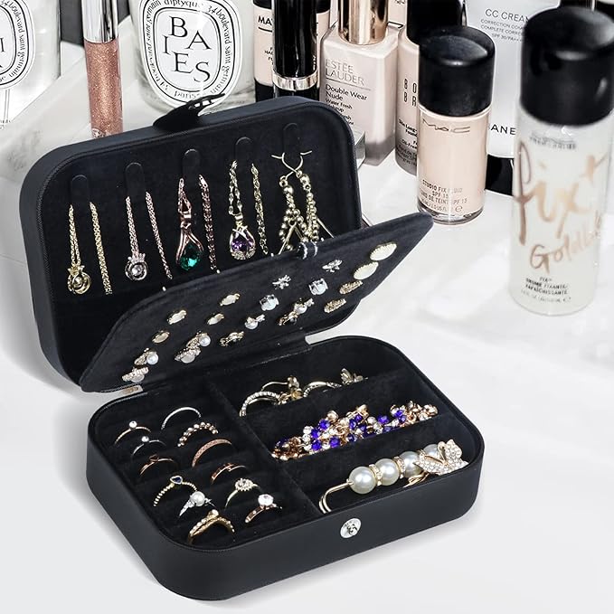 Hatori Travel Jewelry Box, PU Leather Small Jewelry Organizer for Women Girls, Portable Mini Travel Case Display Storage Holder Boxes for Stud Earrings, Rings, Necklaces, Bracelets (Black02)