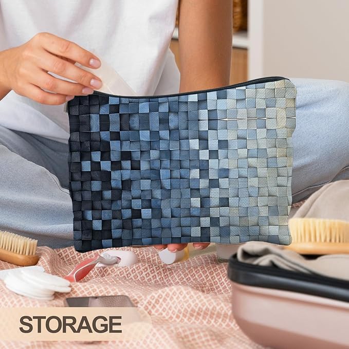 Modern Blue Checkered Makeup Bag, Blue and White Mosaic Checkered Cosmetic Bags for Women, Trendy Preppy Zipper Makeup Pouch