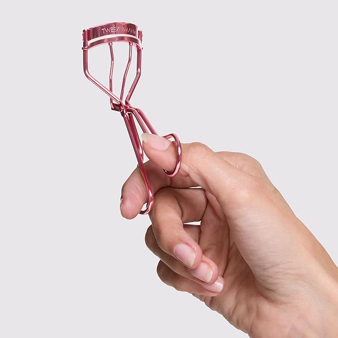 Tweezerman Tea Rose Eyelash Curler - Makeup Eyelash Tool for All Eye Shapes
