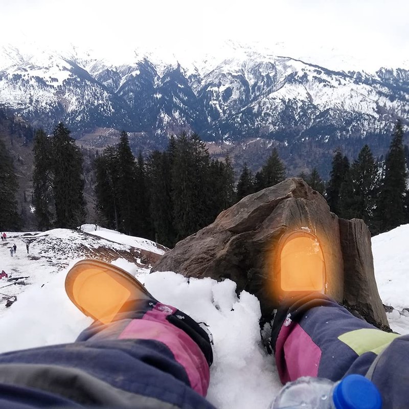 WORLD-BIO Toe Warmers with Adheasive - Long Lasting Safe Natural Odorless Air Activated Warmers - Up to 8 Hours of Heat - 10 Pairs