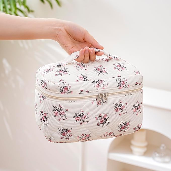 uekeboag Large Travel Quilted Makeup Bag for Women, Floral Cotton Cosmetic Bag, Coquette Aesthetic Floral Toiletry Organizer Bag