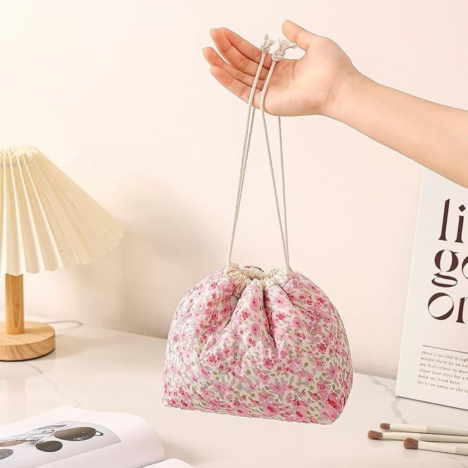 Cotton Quilted Drawstring Makeup Bag with Canvas Lining,Coquette Aesthetic Cute Travel Toiletry Bag,Drawstring Gift Bag for Women and Girls（18 Watercolor Pink Flower）
