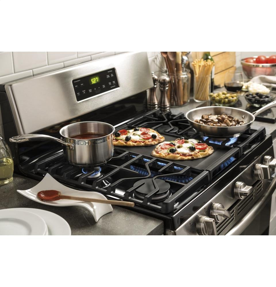GE 30 Inch Free-Standing Gas Range, 5.0 cu. ft. Oven, 5 Sealed Burners, Broiler Drawer, Continuous Grates, Steam Clean, Simmer & Power Boil Burners, Non-Stick Griddle, Stainless Steel