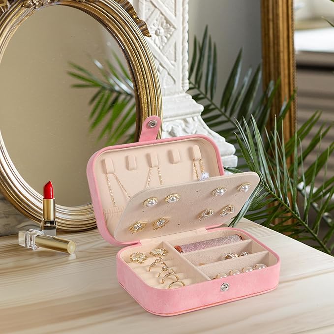 Hatori Travel Jewelry Box, PU Leather Small Jewelry Organizer for Women Girls, Portable Mini Travel Case Display Storage Holder Boxes for Stud Earrings, Rings, Necklaces, Bracelets (Pink Beige)