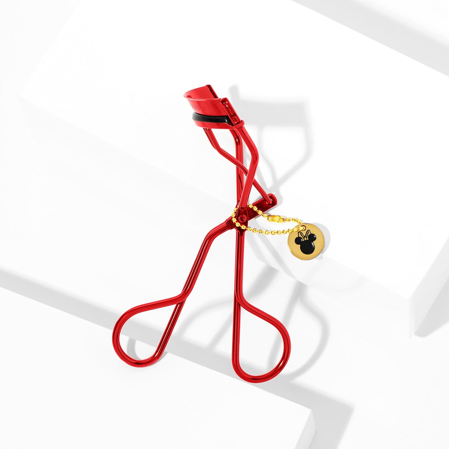 Tweezerman Disney's Minnie Mouse Classic Eyelash Curler with Refill Pads - Makeup Eyelash Tool for All Eye Shapes