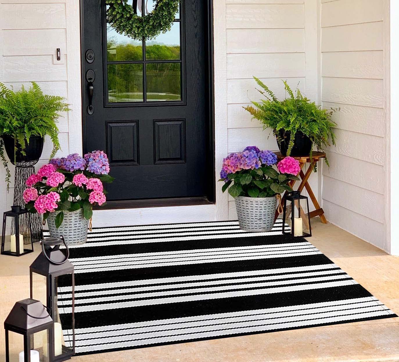 BUAGETUP Black and White Outdoor Rug 3'x 5' Cotton Woven Washable Rug Striped Front Porch Rug Area Rug Floor Mat for Farmhouse/Layered Door Mats/Living Room