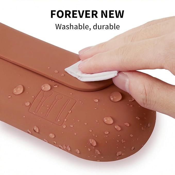 Silicone Makeup Brush Holder Travel Cosmetic Bag：Soft Portable Cosmetic Face Brushes Holder with Upgrade Anti-Fall Out Magnetic Closure, Large Travel Makeup Brush Case - Brown