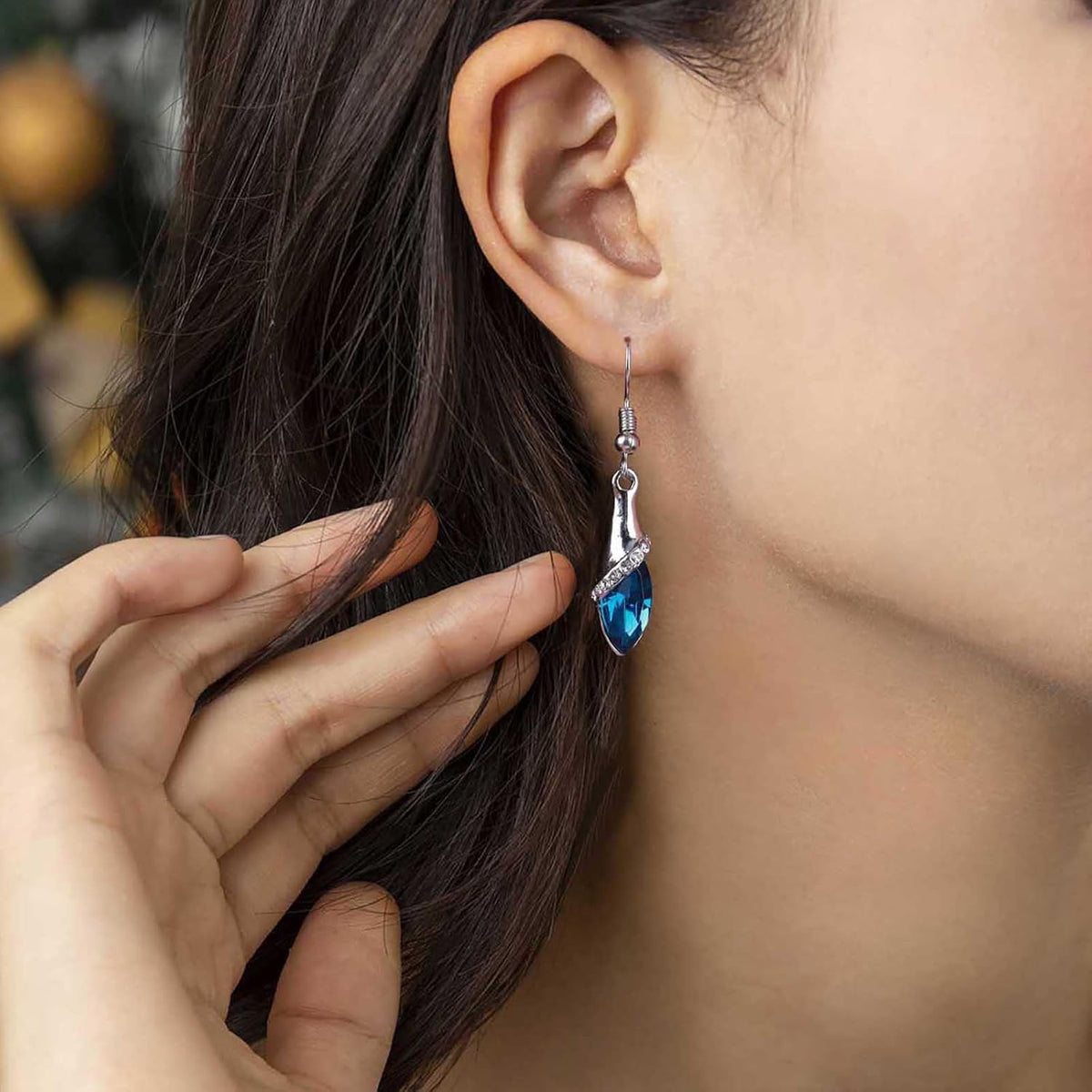 Bohemia Sapphire Drop Earrings Blue Crystal Dangle Hook Earrings Long Cz Blue Rhinestone Earrings Bridal Sapphire Earrings Jewelry for Women Gifts