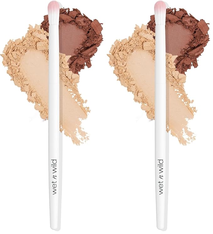 wet n wild Crease Brush,Expert Precision Eyeshadow Application,Firm Flat Bristles,Ergonomic Handle for Comfortable Precision Control,Cruelty-Free & Vegan,(Pack of 2)