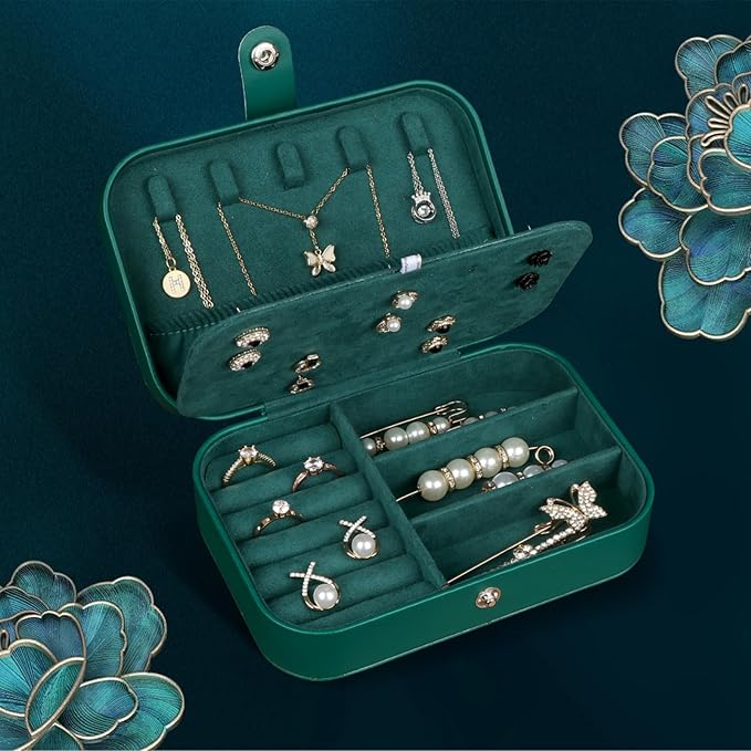 Hatori Travel Jewelry Box, PU Leather Small Jewelry Organizer for Women Girls, Portable Mini Travel Case Display Storage Holder Boxes for Stud Earrings, Rings, Necklaces, Bracelets (Ink Green)