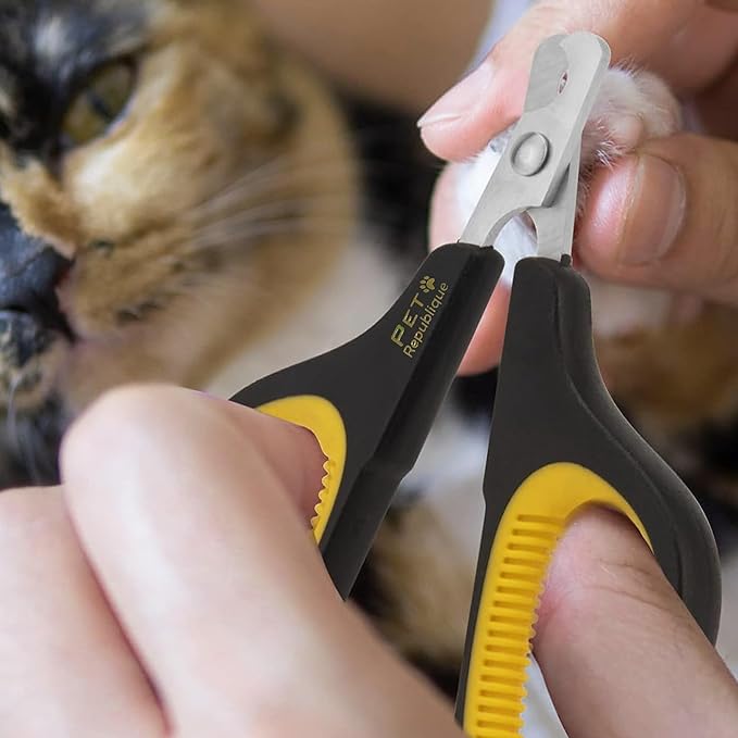 Cat Nail Clippers by Pet Republique Ã¢ÂÂ Professional Stainless-Steel Nail Clipper for Cats, Kittens, Hamster, Rabbits, Birds, & Small Breed Animals Claw Trimmer (Black+Yellow)