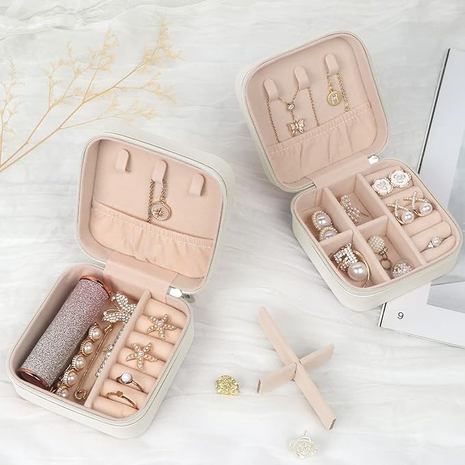 Travel Jewelry Case Small Jewelry Box Jewelry Organizer Storage Case Portable PU Leather Mini Jewelry Travel Case for Girls Womens Earring, Necklace, Rings,Bracelets