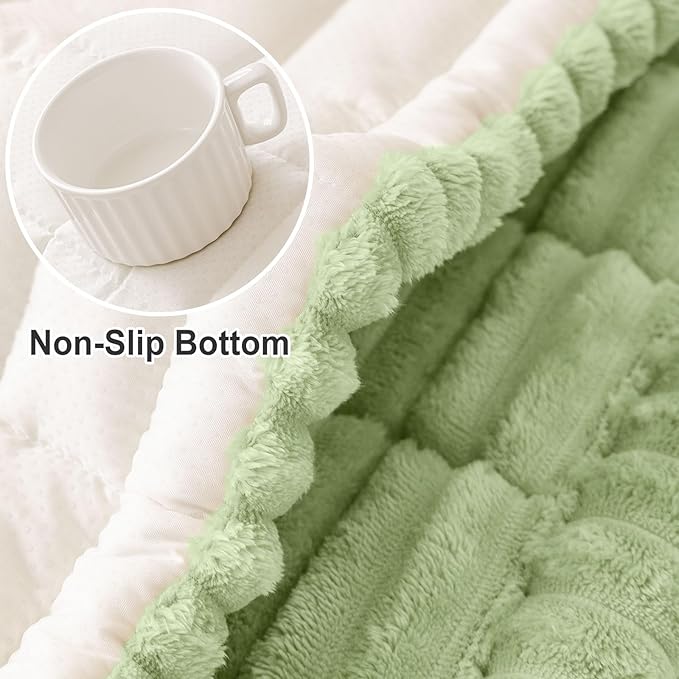 hyha Couch Covers for Dogs Washable, Non Slip Plush Dog Sofa Protectors, Fuzzy Pet Couch Covers for 3 Cushion Sofa Pet Friendly (Green, 27.6" x 47")