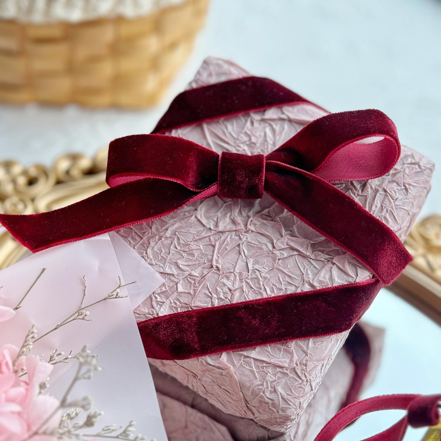 QIANF Vintage Burgundy Velvet Ribbon, 5/8 Inch X 25Yd