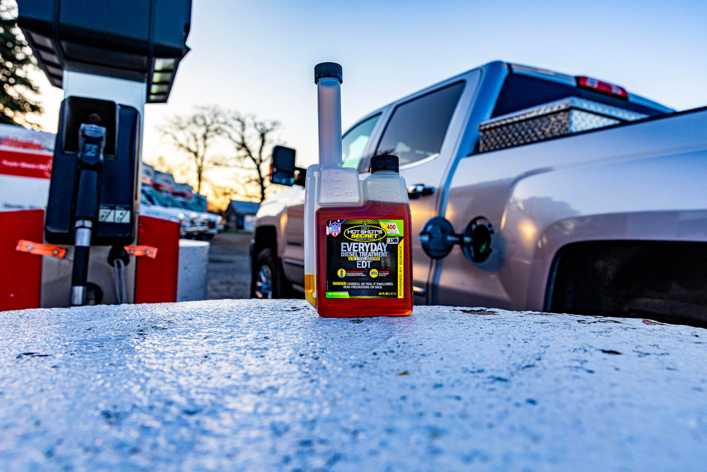 Hot Shot’s Secret Everyday Diesel Treatment EDT 16 oz Squeeze – Treats 400 Gallons – 6-in-1 Diesel Fuel Additive, Injector and Fuel System Cleaner, Boosts Cetane