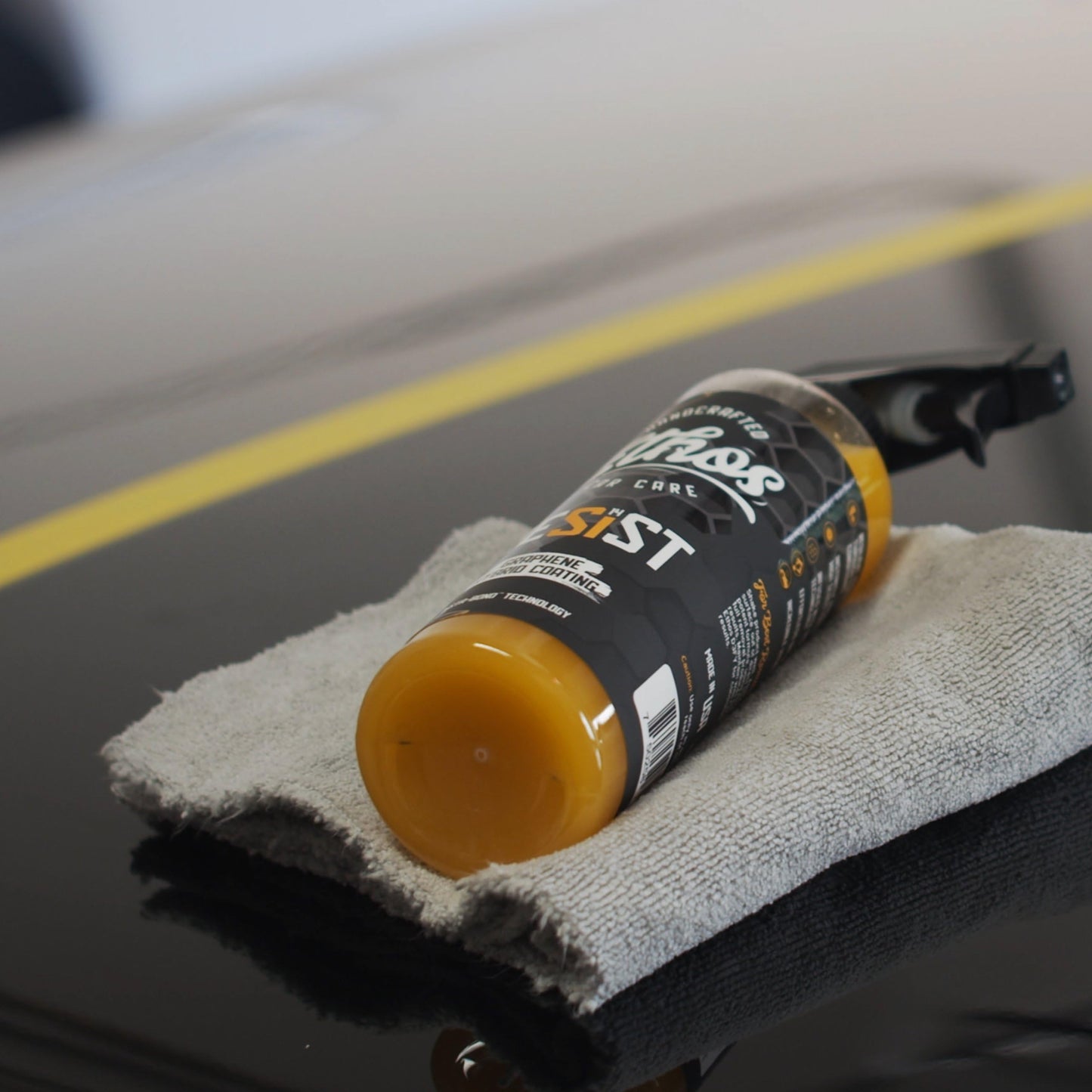 Ethos RESIST Graphene Spray Coating for Cars – Graphene Ceramic Coating Spray, Extreme Hydrophobic Protection, Gloss Enhancement, Ceramic Coating for Cars – 16oz
