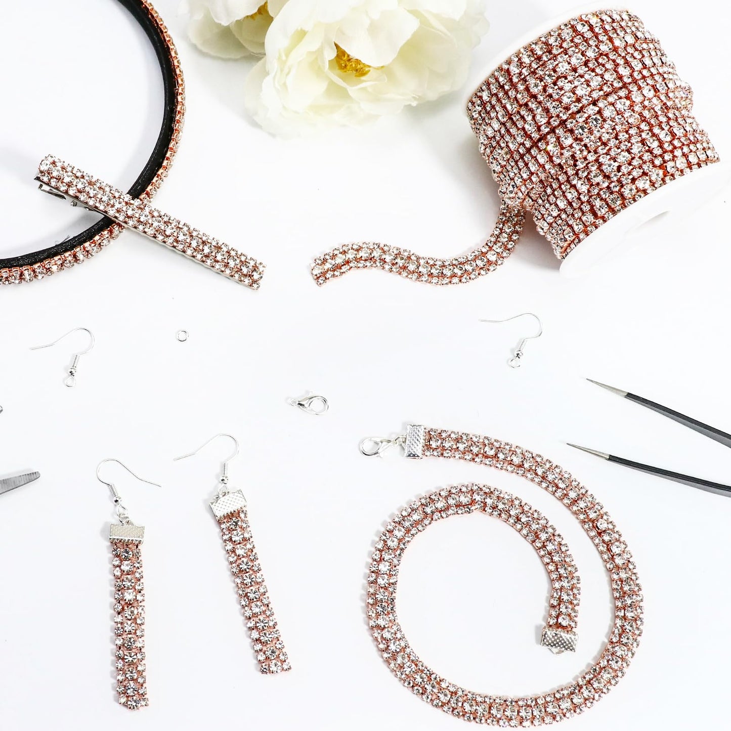 Towenm 6 Yards 3 Rows Crystal Rhinestone Chain, Rose Gold Crystal Rhinestone Close Chain for Jewelry Making, Sewing Rhinestone Trim for Crafts, Wedding Cake, Bouquet, Clothes, DIY Crocs, Cups