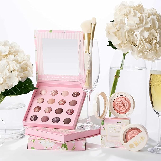 LAURA GELLER NEW YORK Dual-Ended Eyeshadow Brush - Flat Packing & Fluffy Blending Brush for Baked & Pressed Eyeshadow - Limited Edition Draper James Design