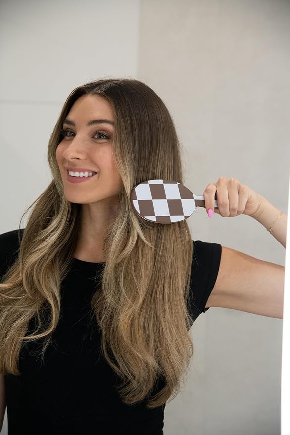 FRAMAR Hair Brush Detangler – Wet Hair Brushes For Women, Womens Hair Brush, Hair Accessories, Hairbrush For Women, Cepillos Para Cabello, Reduces Breakage – Detangle Brush - Chocolate