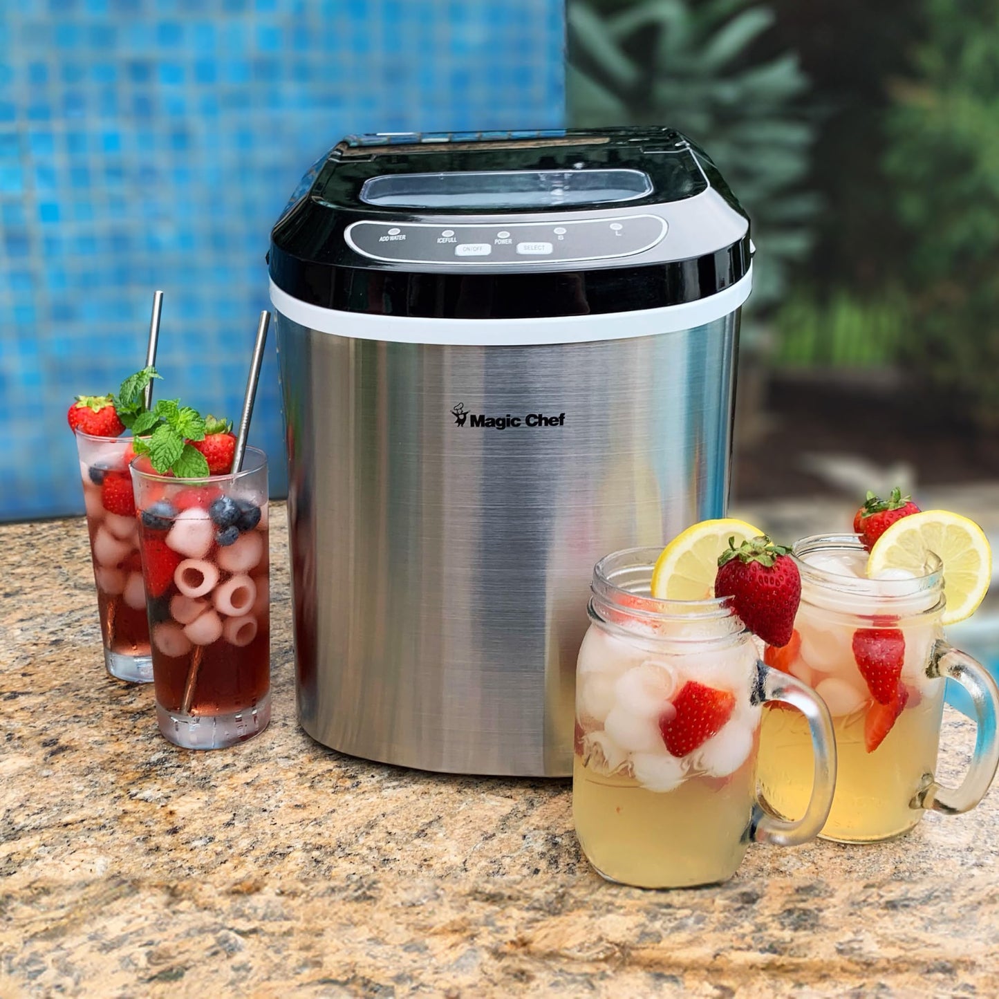 Magic Chef MCIM22ST 27 lb Ice Maker Stainless Steel