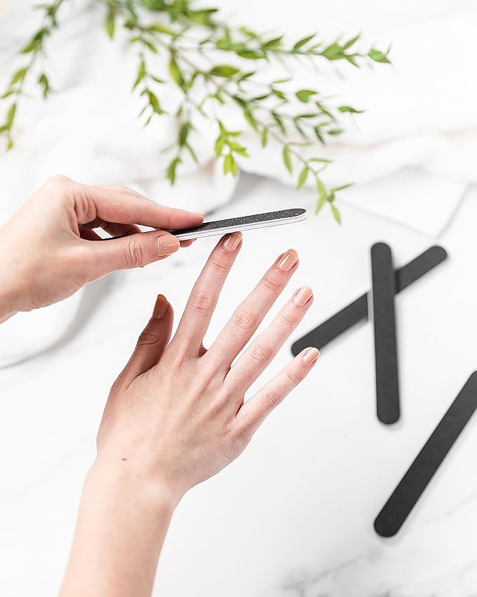 Amazon Basics Double Sided Nail Files Salon Boards 4-Pack for Nail Care and Shaping, Black