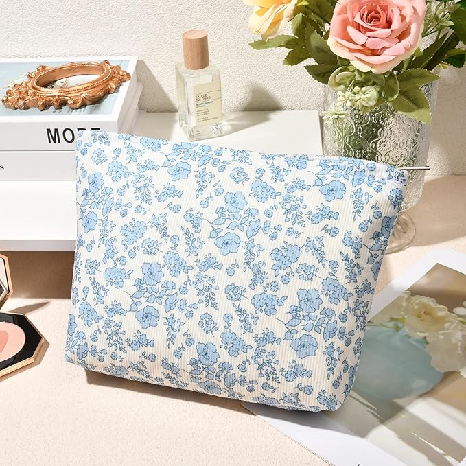 SOIDRAM 2 Pcs Makeup Bag Large Cosmetic Bag Toiletry Bag Makeup Pouch Travel Bag Organizer Cute Makeup Brushes Aesthetic Accessories Storage Bag for Women Blue Floral