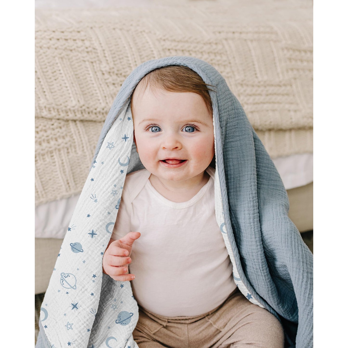 Konssy Muslin Baby Blankets for Girls Boys, 100% Cotton Crib Blanket for Infant Toddler, Super Soft and Lightweight Nursery Swaddling Wrap 40"x36" (Star)
