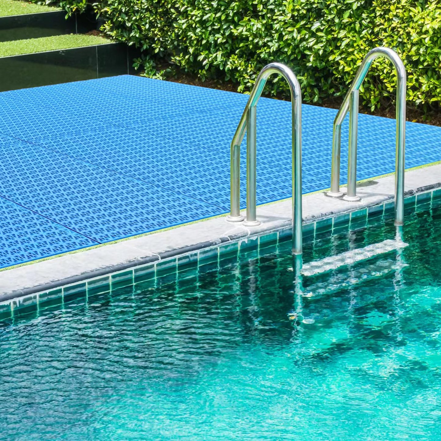 16pcs Pool Drainage Mat,Above Ground Walkways to Prevent Dirt from Entering the Pool, Pool Mats with Multiple Splicing Methods,Interlocking Plastic Floor for Pools Shower Rooms (9.84" x 9.84")