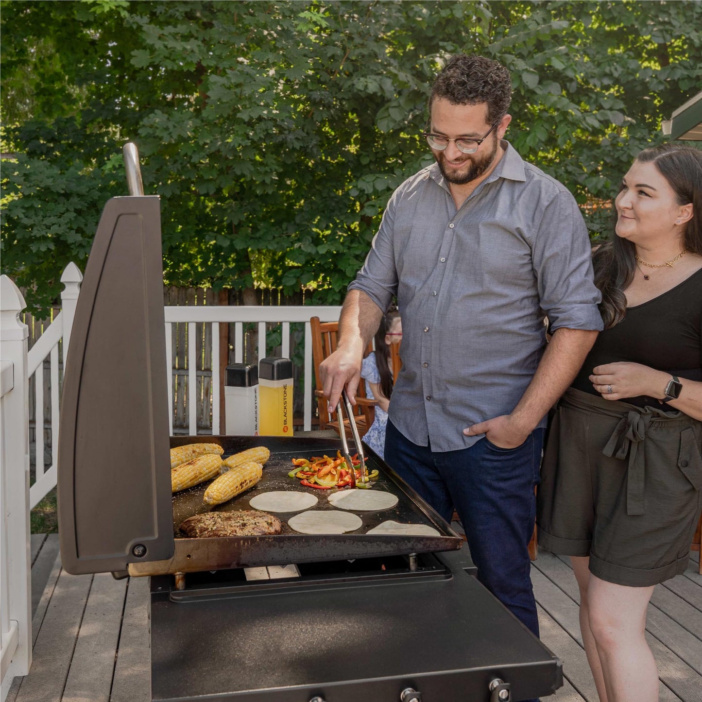 BLACKSTONE 5857 Omnivore 28" Griddle Hood, Built-in Flat Top Grill Hood with Handle, Powder Coated Steel, Black