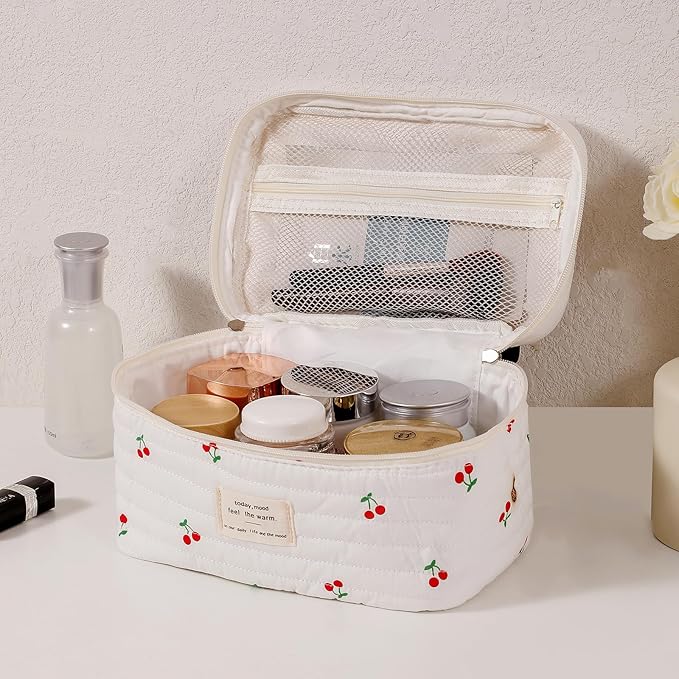 uekeboag Large Travel Quilted Makeup Bag for Women, Floral Cotton Cosmetic Bag, Coquette Aesthetic Floral Toiletry Organizer Bag