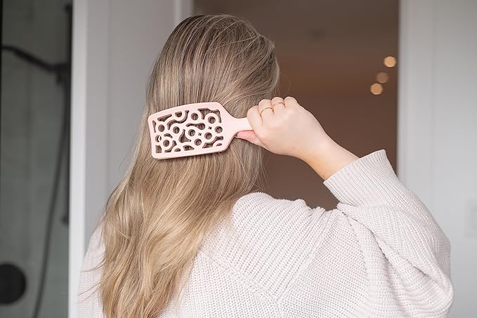 FRAMAR Professional Vented Hair Brush – Curved Hair Brush For Blow Drying, Wet Paddle Brush For Hair, Vent Brush For Blow Drying, Wet Hairbrush For Women – Heat Resistant - Champagne