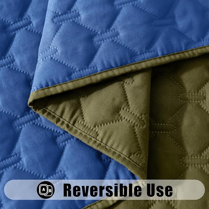 Smiry Waterproof Dog Bed Cover Blanket, Soft Reversible Pet Blanket, Washable Leakproof Cats Dogs Couch Cover for Sofa, Couch, Furniture (30x53 Inch, Green/Navy)