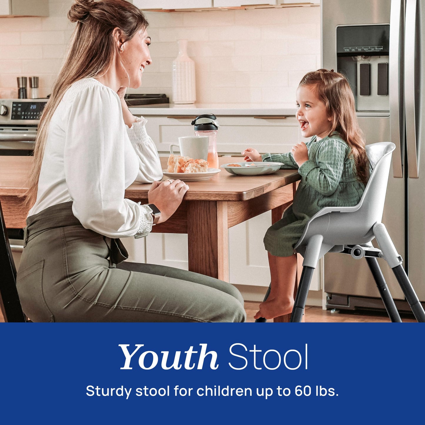 Chicco Zest 4-in-1 Folding High Chair, Feeding Chair, Toddler Chair and Youth Stool, Multi-Use Easy Clean High Chair, Seasalt/Grey