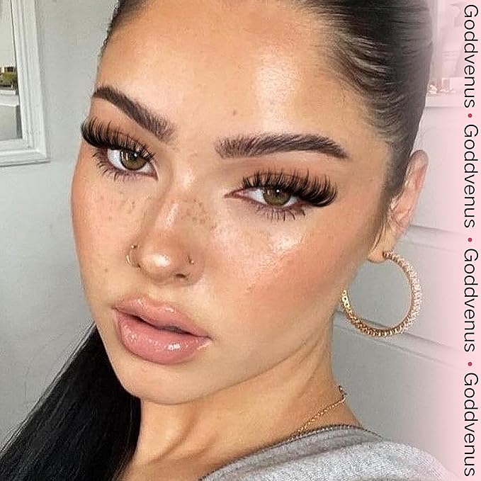 Goddvenus Lash Clusters Wispy Eyelash Clusters Fluffy Lashes Clusters Cute D Curl Cluster Eyelash Extensions with Soft Cotton Band Cluster Lashes 10-18mm Eyelashes Clusters for DIY Lash Extension