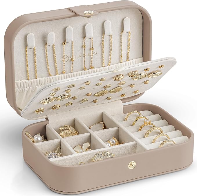 VLANDO Travel Jewelry Case for Women Girls Mothers, PU Leather Small Jewelry Box for Rings, Necklaces, Bracelets, Earring Holder Organizer Storage for Travel Accessories, Valentines Gift - Toffee